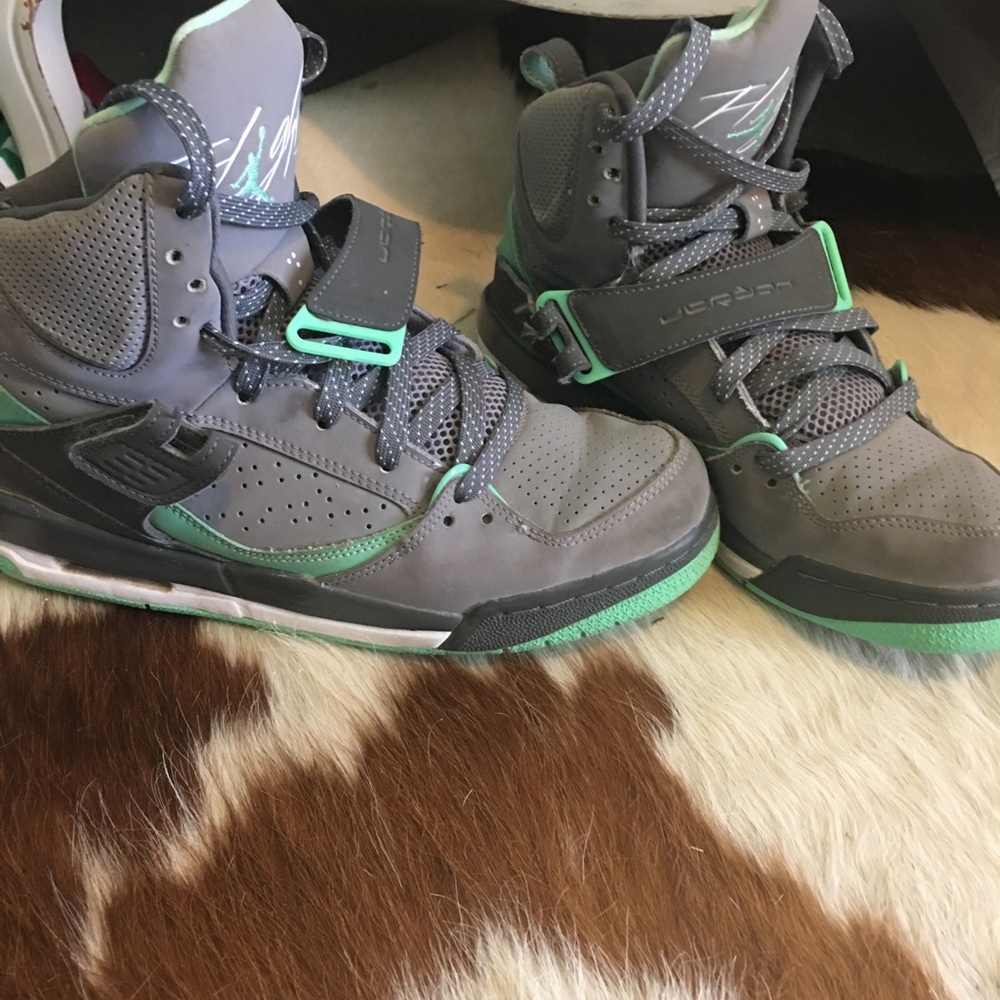 Air Jordan Flight- grey and turquoise tennis shoes